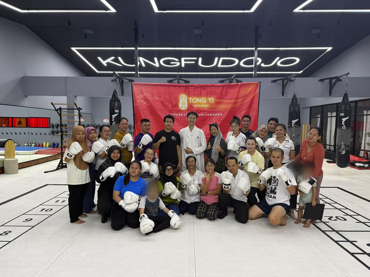 Sesi latihan komuniti Tong Yi di Kungfudojo